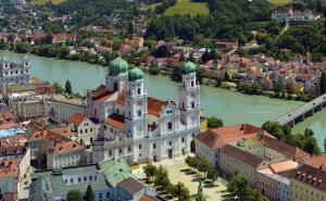 Nespecifikovaný výhled na destinaci Bad Füssing nebo výhled na město při pohledu z hotelu