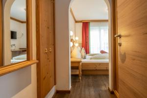 Posteľ alebo postele v izbe v ubytovaní Mara's Little Boutique Sleepover - Budget Holiday Home