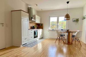 Kuchyň nebo kuchyňský kout v ubytování Ferienwohnung Lieblingsplatz