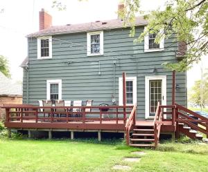 Το κτήριο όπου στεγάζεται  η παραθεριστική κατοικία