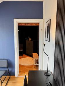 TV a/nebo společenská místnost v ubytování Stilvolles City-Apartment