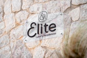 Certifikát, hodnocení, plakát nebo jiný dokument vystavený v ubytování Elite Luxury Residences