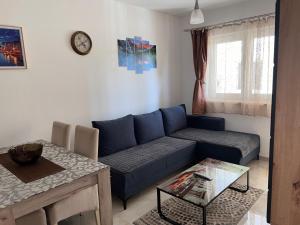 Posezení v ubytování Angel Apartment Srebrno jezero