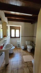Phòng tắm tại Casa Pandeiras