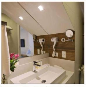 Bilik mandi di Resort Carpe Diem Boutique SPA