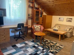 Posedenie v ubytovaní Katarina's cozy bungalov