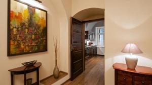 Kuchyň nebo kuchyňský kout v ubytování Redfoxapartment Central