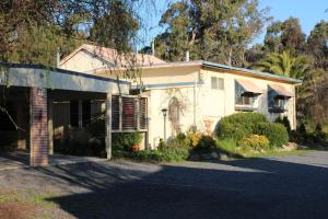 Gallery image of Windswept Country Retreat in Ballandean