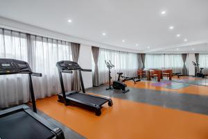Fitnesscentret og/eller fitnessfaciliteterne på Lan'ou International Hotel - Wulin Square West Lake