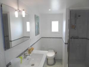 Afbeelding uit fotogalerij van les rouges gorges in Lugos