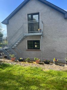Budova, kde se apartmán nachází + 5 fotografií