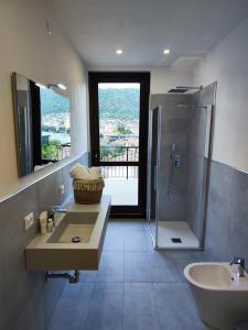 Koupelna v ubytování Appartamento La Terrazza - Paratico -
