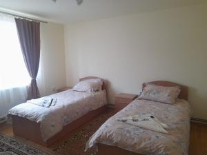 Foto dalla galleria di Cazare Slivuț Prislop a Silvaşu de Jos