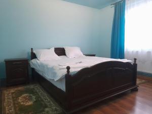 Foto dalla galleria di Cazare Slivuț Prislop a Silvaşu de Jos Altre 22 foto