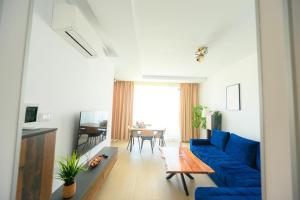 Gallery image of Luxury TES Apartment in Mamaia +24 photos