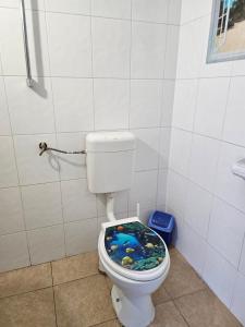 A bathroom at Orehite-Family Hotel ,Food & Pool