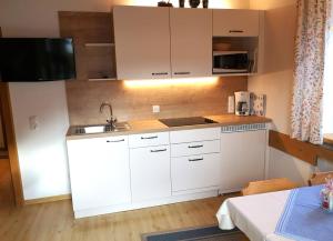 Köök või kööginurk majutusasutuses Haus Groder