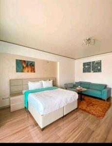 Imagen de la galería de Apartament Studio White Tower 607, en Mamaia
