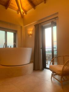 Gallery image of Tsapini Houses in Riglia