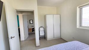 Fotografie z fotogalerie ubytování Ocean Breeze Apartments in Aruba v destinaci Oranjestad
