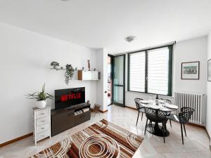 Χώρος καθιστικού στο Bilocale con Terrazzo e BOX AUTO su Richiesta