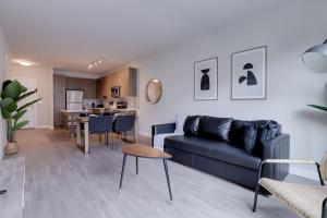 Χώρος καθιστικού στο Prime Alexandria Stay Near DC and Old Town