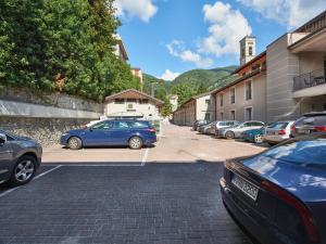Nespecifikovaný výhled na hory nebo výhled na hory při pohledu z hotelu