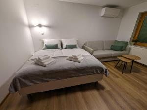 Postel nebo postele na pokoji v ubytování Studio apartment Velis