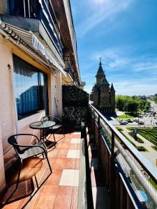 Balcó o terrassa a City Center View Studio Apartment 1