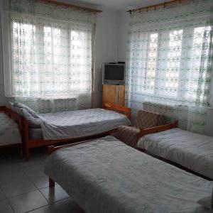 Tapolcai Hostel 8300 Tapolca, Ley József utca 10-1 ajto kép - 2