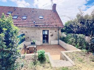 Gallery image of Maison 30m2 - 1 chambre - Jardin in Fontaine-Étoupefour