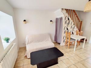 Gallery image of Maison 30m2 - 1 chambre - Jardin in Fontaine-Étoupefour