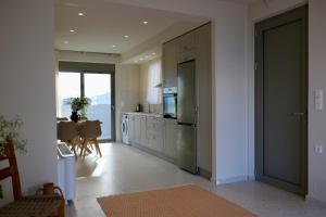 Gallery image of Kamilari Epavlis Luxury Apartments Top Floor in Kamilari