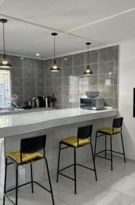 Kuchyň nebo kuchyňský kout v ubytování Jomana Luxury Apartments + 24 fotografií