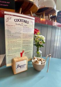 Напитки в Ebenezer's Place