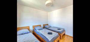 Postel nebo postele na pokoji v ubytování Stunning 1-Bed Apartment in Neuss
