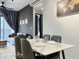 Zona de estar de Sunway Velocity Two By Awesomestay