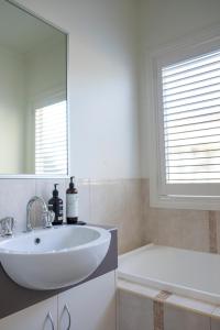 Foto dalla galleria di Weekend Getaway for Two a Rosebud