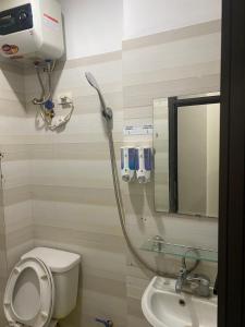 Koupelna v ubytování Phòng đơn giường đôi khép kín yên tĩnh