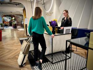 入住Royal Tulip Warsaw Centre的客人