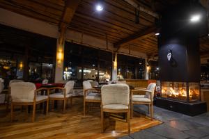 A seating area at Hotel Toliar