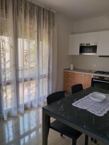 Kuchyň nebo kuchyňský kout v ubytování Casa Franci + 20 fotografií