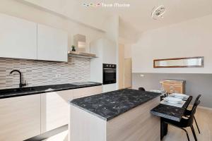 Kuchyň nebo kuchyňský kout v ubytování Giuly House, Terre Marine + 8 fotografií