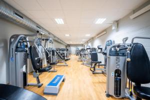 Fitness centrum a/nebo fitness zařízení v ubytování Enter St Elisabeth Hotel & Spa