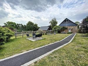 Zahrada ubytování Gite Meublé de Tourisme La Clef des Champs Normandie Manche 50