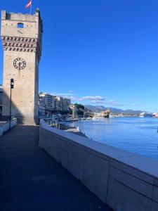 Un paisaje natural cerca del departamento 2 fotos más