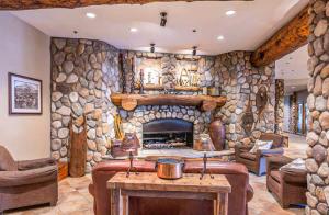 Posezení v ubytování Studio 211 - Perfect Location with Pool and Hot Tub