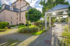 Ogród w obiekcie Dom & House - Apartments Parkur Sopot