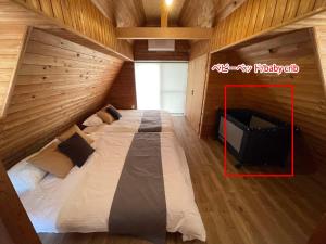 2 BR Villa with Breathtaking Ocean View for 10 Ppl客房内的一张或多张床位