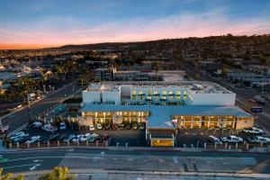 an aerial view of a large building with a parking lot at Comfort Inn San Diego Airport At The Harbor in San Diego